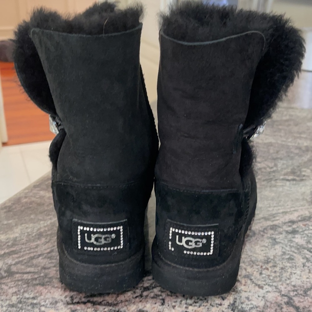 Ugg Boot - image 4